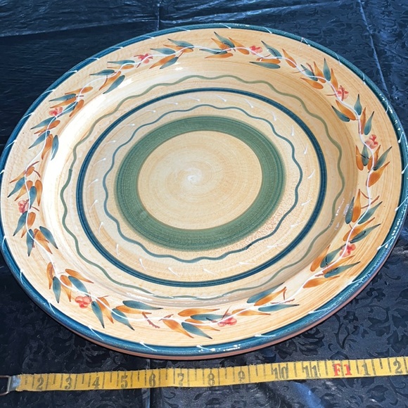 Large Round 14” Platter Made In Italy NWOT - Picture 2 of 4